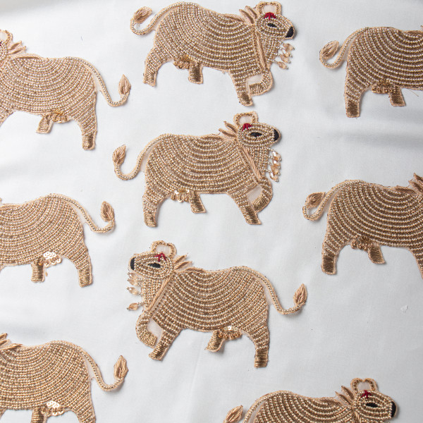 Handcrafted Gold Beads & Zardozi Bull Motif Patch – Traditional Embroidery Art Applique for Sarees, Lehengas, Blouses, Bags & Couture Fashion (12 × 15 cm)(PAIR)