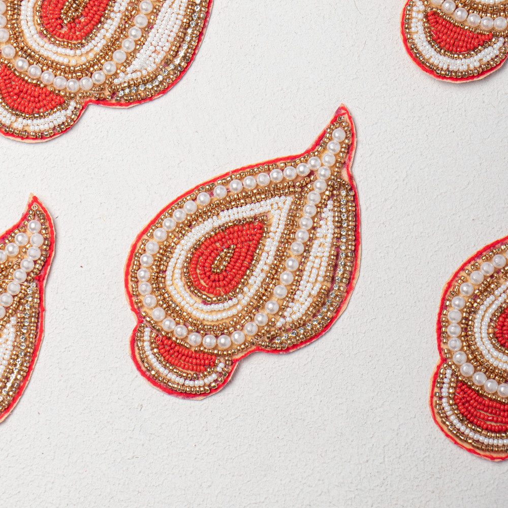 Image of Handmade Paisley Beads Work Applique Patch | Pearl &amp; Golden Bead Embroidery | Designer Patch for Sarees, Blouses, Lehengas &amp; Craft Projects | Size: 13.6 × 8.5 cm(set of 6)