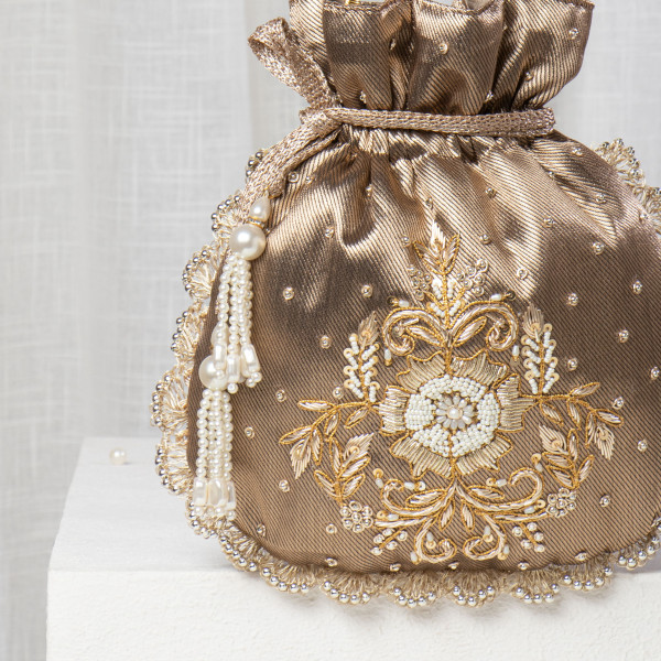 Antique Gold Metallic Tissue Zardosi Potli – Hand-Embellished Scalloped Bridal Bag