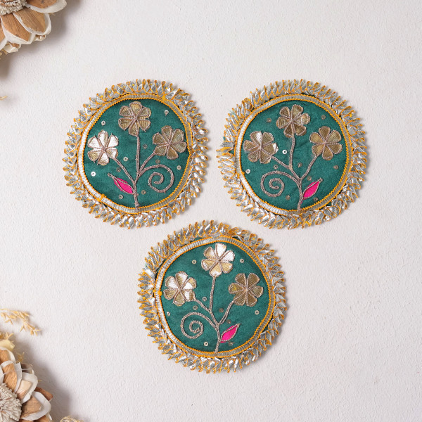 Pack Of 10Pcs Traditional Gota Patti Flower Patch | Artisan Floral Motif for Ethnic Outfits & DIY Designing