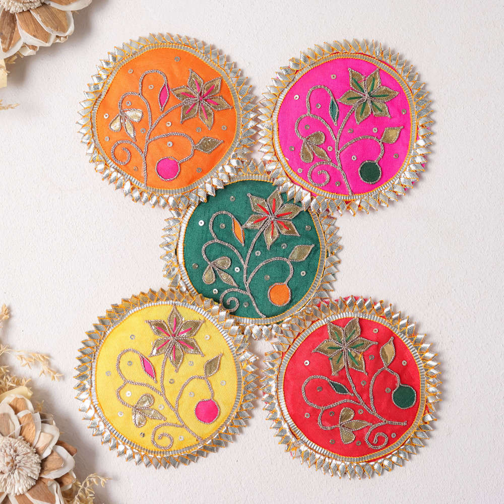 Image of Pack of 10pcs Handcrafted Gota Patti Flower Applique