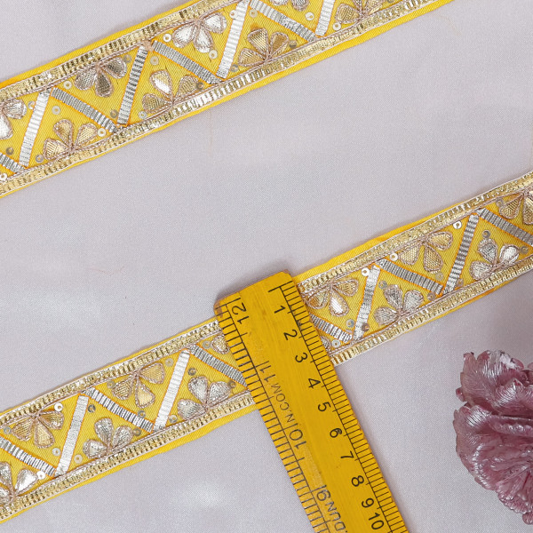 Gota Patti Zig-Zag Lace Trim – Festive DIY Craft & Saree Border