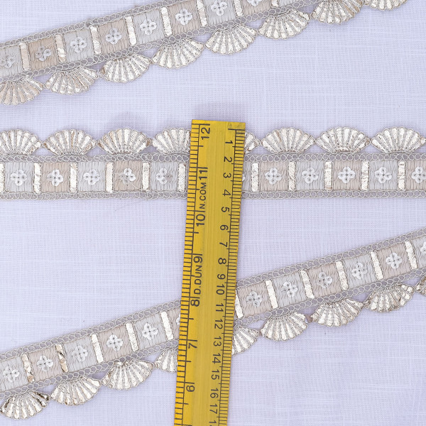 Traditional Gota Embroidery Scalloped Lace Trim for Saree, Lehenga Borders and DIY Arts & Crafts
