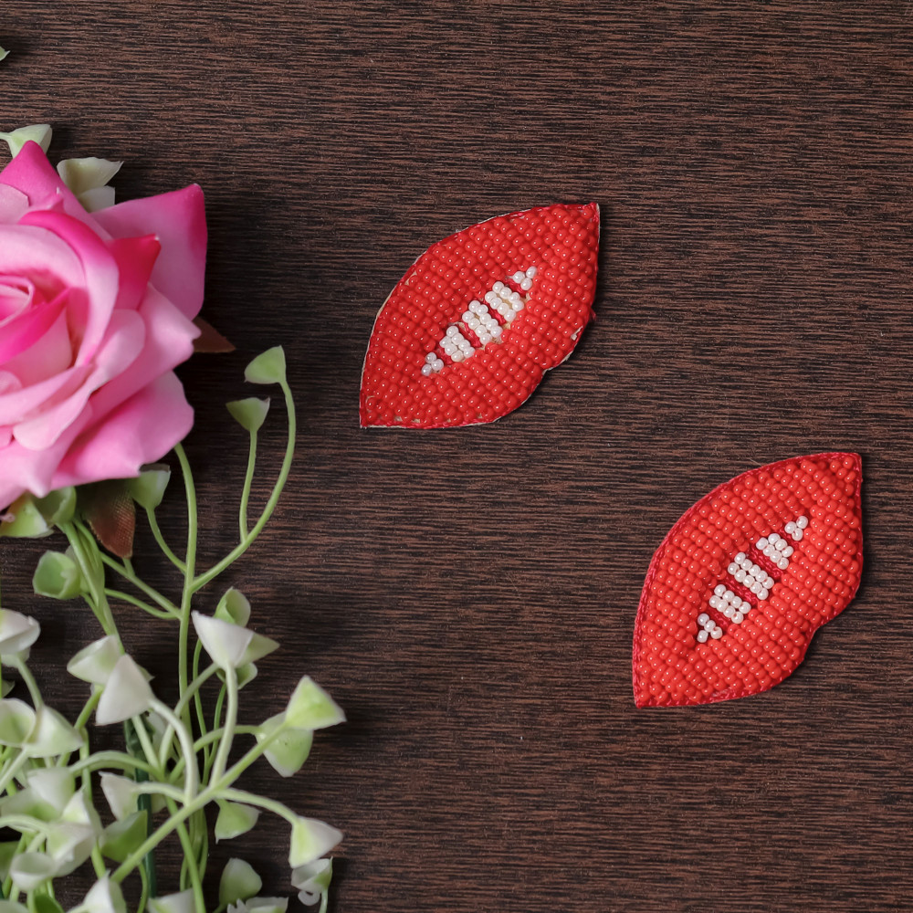 Image of Pair Of Lips Patch – Hot Pink Kisses Beaded Applique,