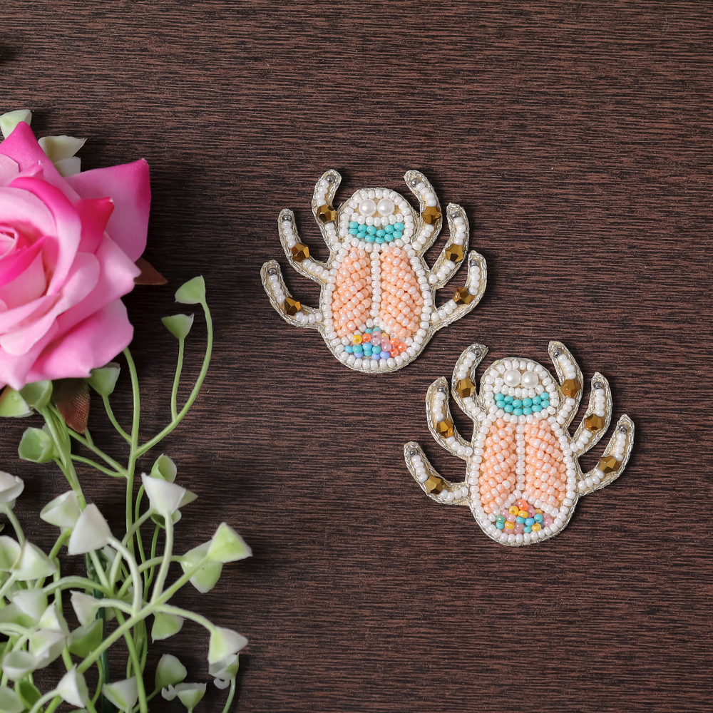 Image of DIY Beaded Spider Patch – Hand-Beaded Insect Applique for Clothes &amp; Bags