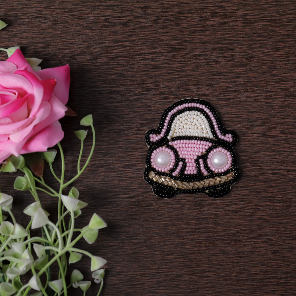 Pair of Retro Beetle Embroidered Motif for Clothing & Crafts