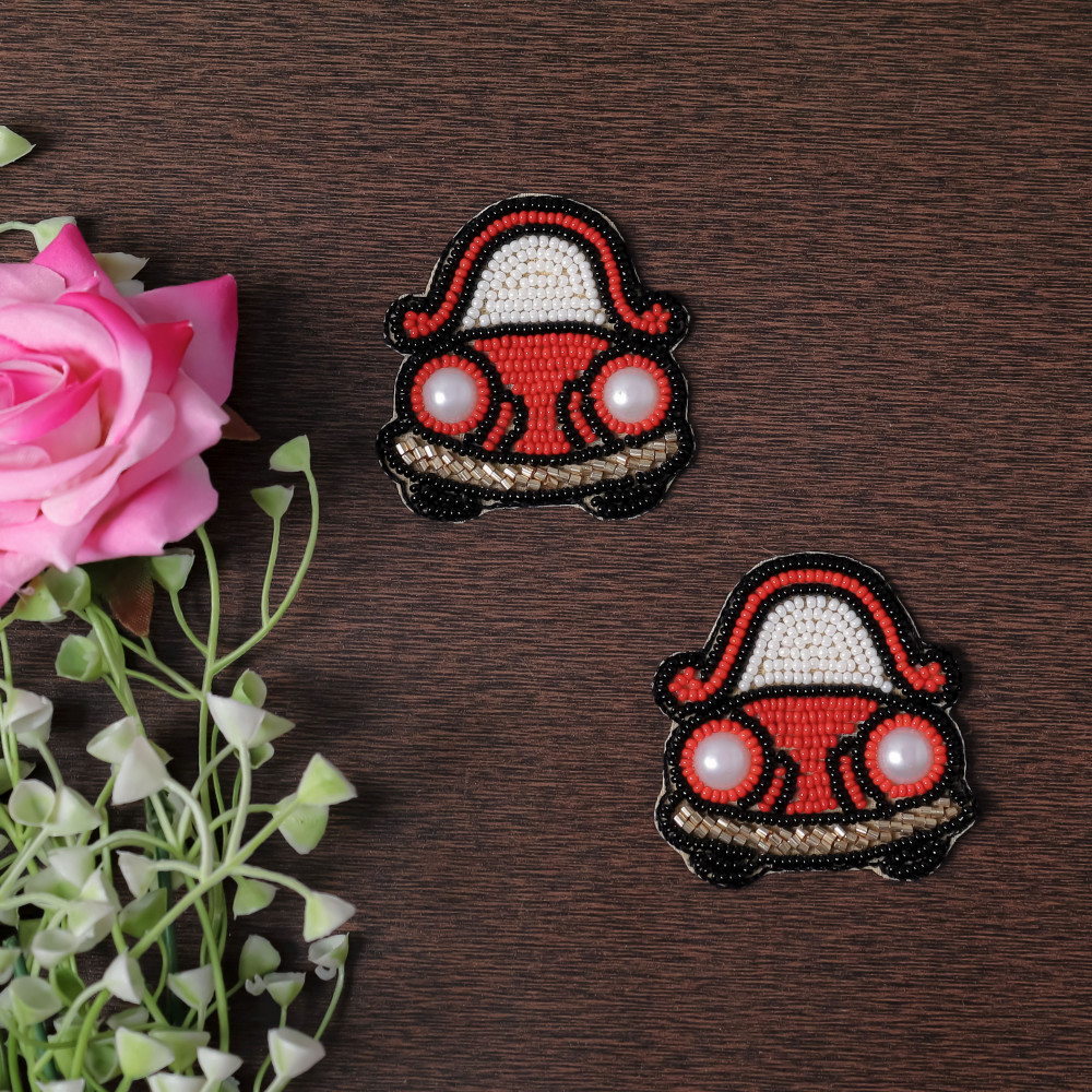 Image of Pair of Retro Beetle Embroidered Motif for Clothing &amp; Crafts