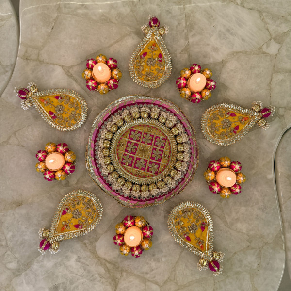 Five-Second Yellow Gota Patti Rangoli – Set of 11