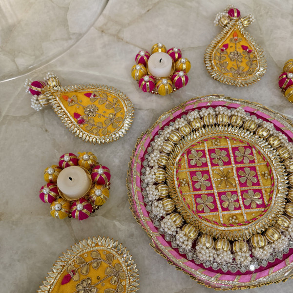 Five-Second Yellow Gota Patti Rangoli – Set of 11