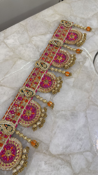 Pink Gota Patti Bandarwal with Paisley Design | Hand-Embroidered Toran