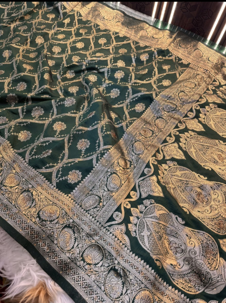 Banarasi Silk Saree With hand Cutdana Work and Latkans