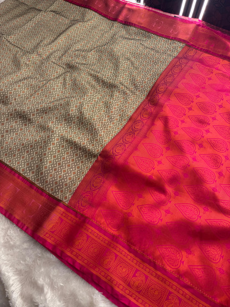 Banarasi Satin Silk Tanchoi Dual Tone Copper Zari Saree