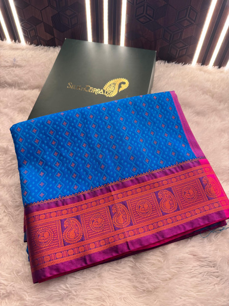 Banarasi Satin Silk Tanchoi Dual Tone Copper Zari Saree