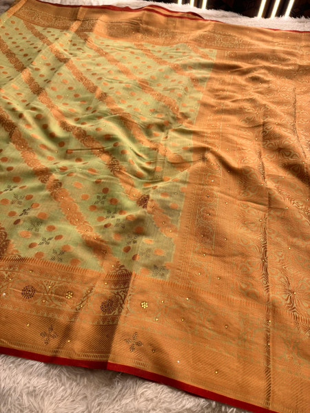 Banarasi Silk Swarovski Crystal Work Saree With Richpallu
