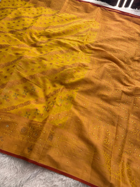 Banarasi Silk Swarovski Crystal Work Saree With Richpallu