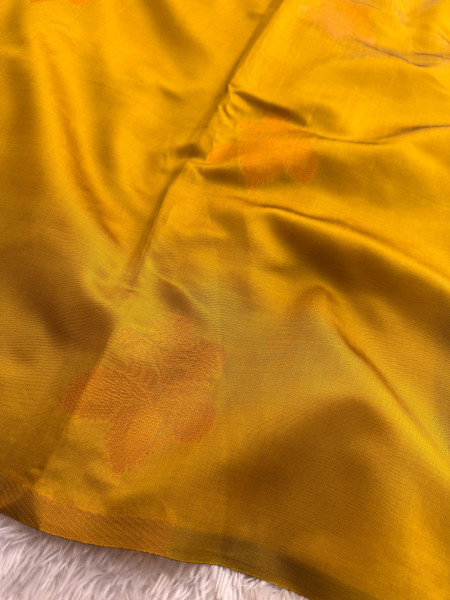 Banarasi Soft Silk Copper Zari Ethnic Motif Saree