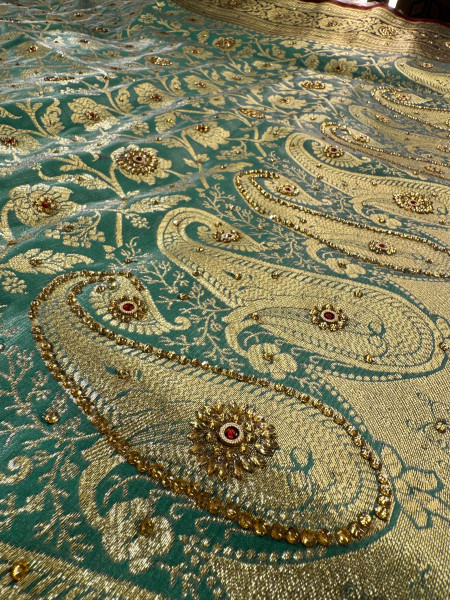 Banarasi Satin Silk Stone Work Saree With Heavy Zari Richpallu