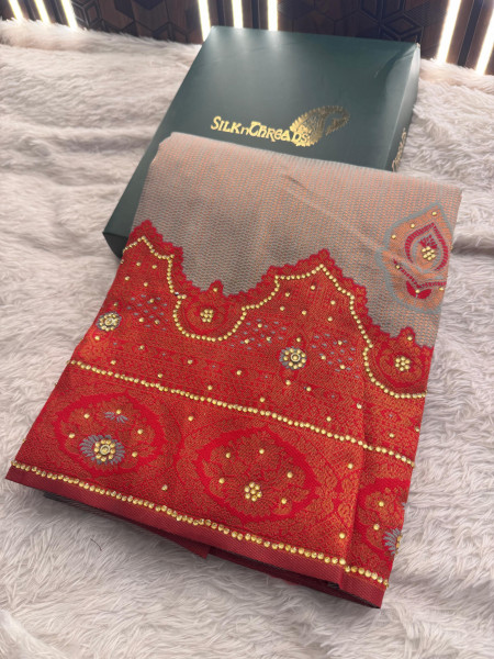Kanjeevaram Silk Saree with Copper Zari woven And Stone Work