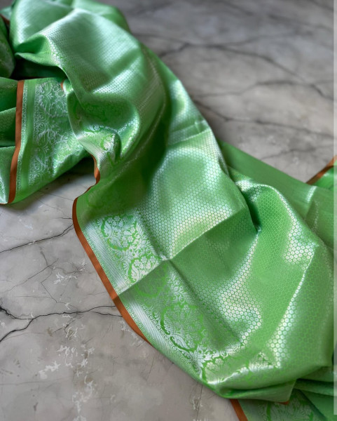 Janhvi Kapoor Mam Inspired Banarasi Soft Silk Silver Zari Saree