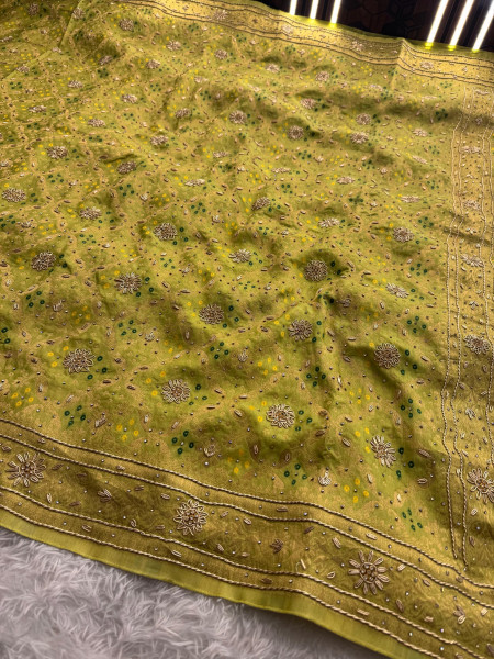 Pure Viscose Silk Banarasi Zardozi Handwork Work Bandhani Saree