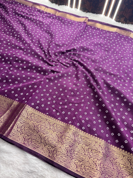 Premium Linen Silk Saree with Copper Zari Border and Bandhani Print