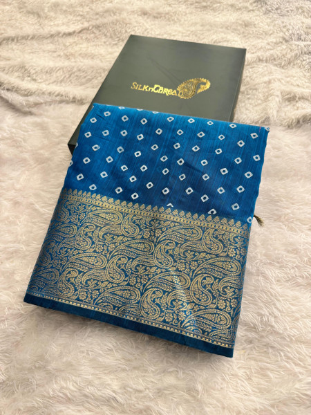 Premium Linen Silk Saree with Copper Zari Border and Bandhani Print