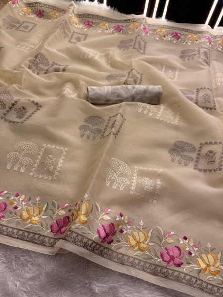 Semi Pure Silk Resham Embroidery Work Saree With Designer Embroidery Pallu