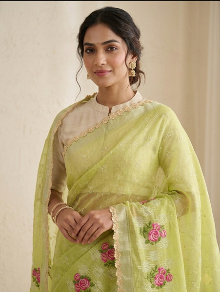 Kota Doria Checks Resham Embroidery Saree with Resham Lace