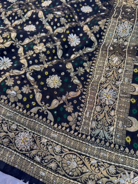 Pure Viscose Silk Banarasi Zardozi Handwork Work Bandhani Saree
