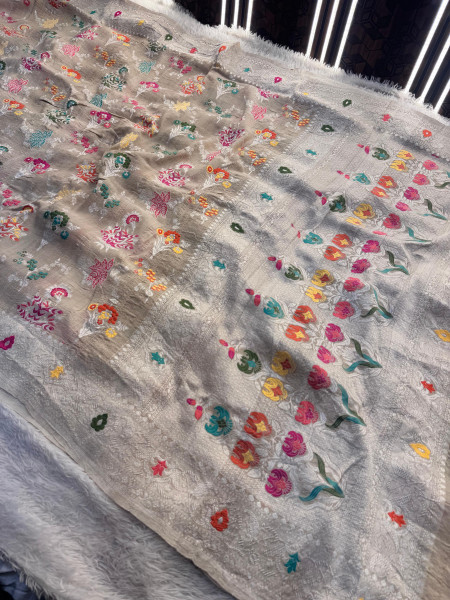 Tussar Georgette Handloom Banarasi Saree - All over Jaal Work with six color meenakari
