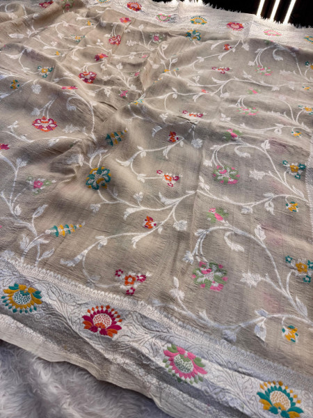Tussar Georgette Handloom Banarasi Saree - All over Jaal Work with six color meenakari