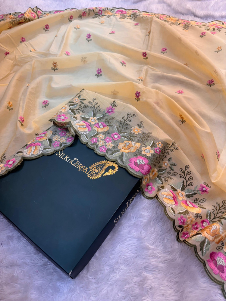 Image of Semi Pure Silk Resham Embroidery Work Saree With Designer Embroidery Pallu