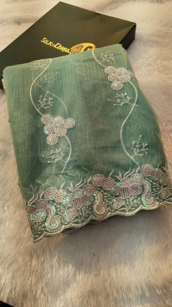 Banarasi Silk Saree With Zari and Meenakari Work