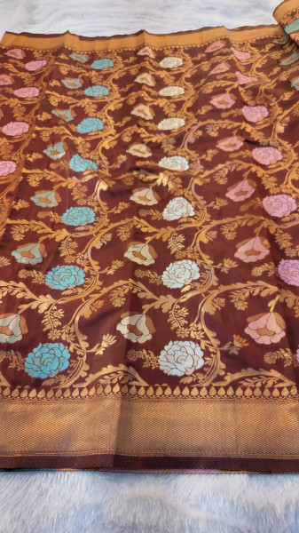 Banarasi Silk Saree With Zari and Meenakari Work