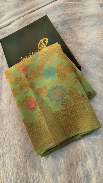 Banarasi Silk Saree With Zari and Meenakari Work