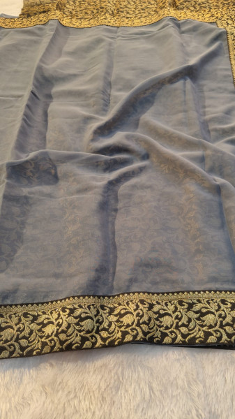 Banarasi Silk Saree With Zari and Meenakari Work