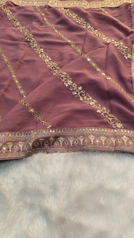 Image of Banarasi Silk Zari Checks Saree