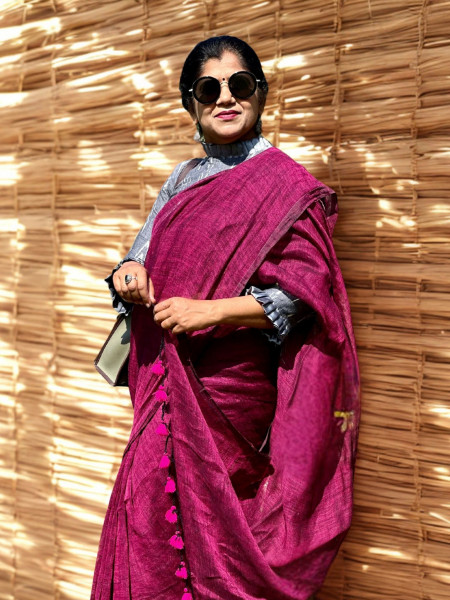 Priya: Fuchsia Handwoven Linen Saree