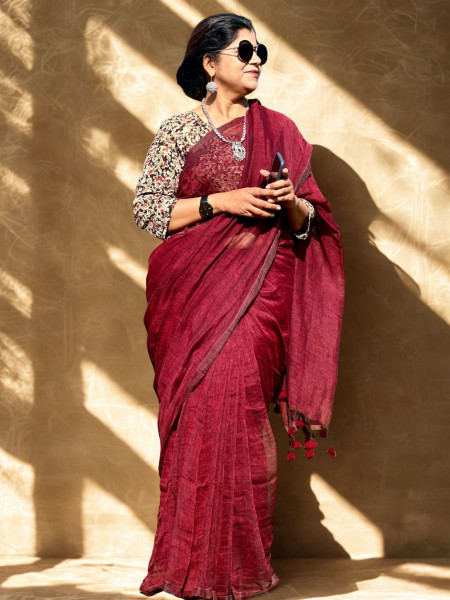 Suvarna : Maroon Handwoven Linen Saree