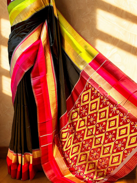 Madhuri: Black Pochampally Ikkat Silk Saree