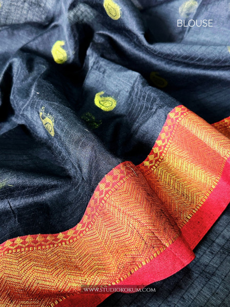 Parampara- Pure Cotton Saree in Red with Exclusive  Zari Border & Pallu
