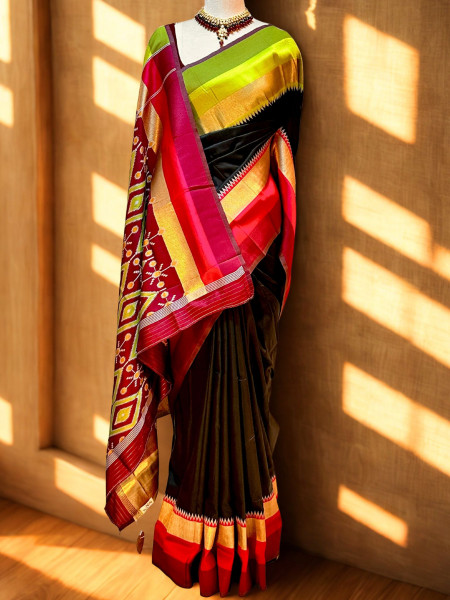 Madhuri: Black Pochampally Ikkat Silk Saree