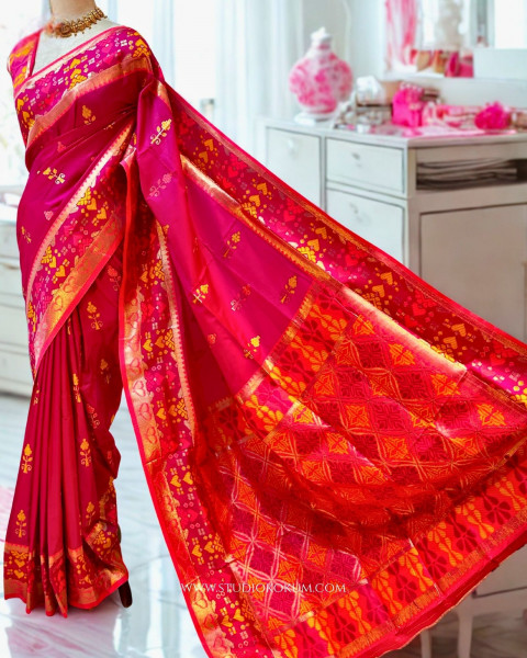 Baani: Fuchsia Ikkat Silk Saree