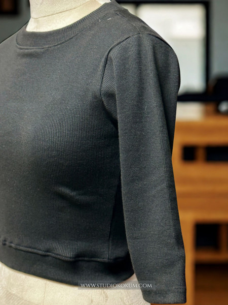 Elbow Sleeves Stretchable Blouse in Black Colour