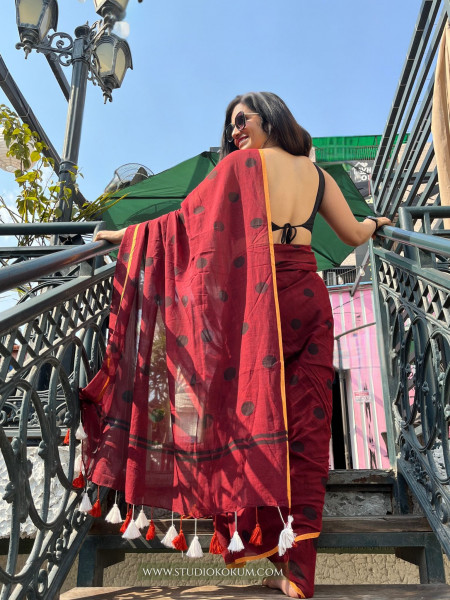 Image of Kentucky Kiss - Pure Mul Polka Dots Saree in Maroon Colour