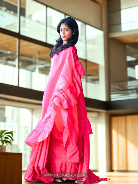 Giggly Gaurayya - Pure Cotton Ruffle Saree in Pink Colour