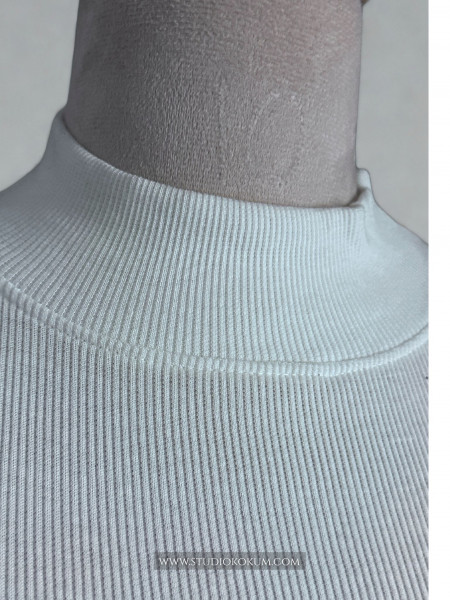 White Full Sleeves Blouse