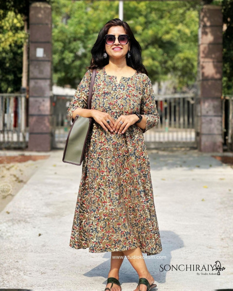 Image of Avantika: Moss Green Handloom Kalamkari Dress