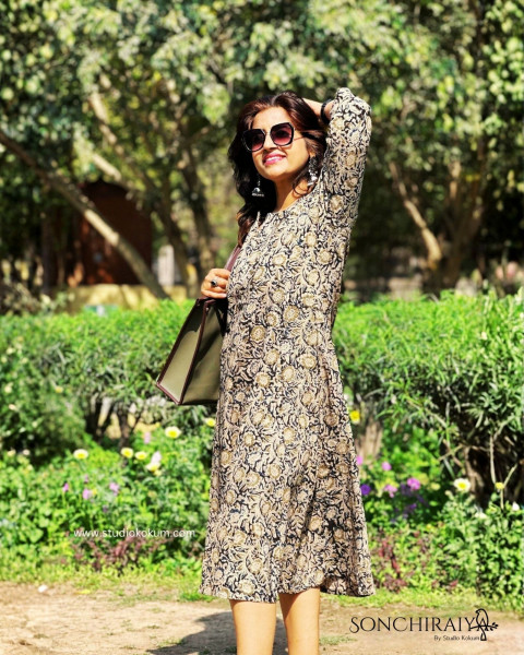 Arushi: Black Handloom Kalamkari Dress