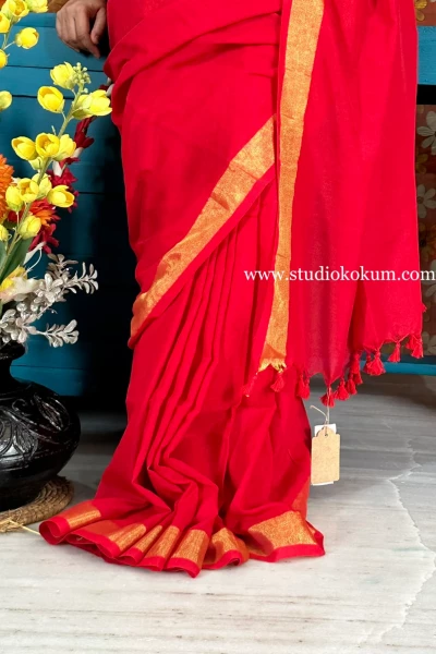 Aalta - Handwoven Pure Cotton Red Saree with Zari Border